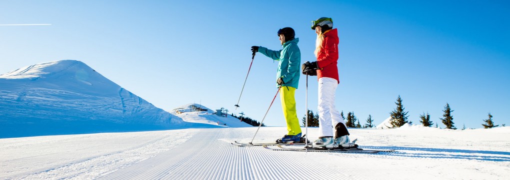 Skifahrer auf der präparierte Skipiste in Ski amadé © Tourismusverband Großarl